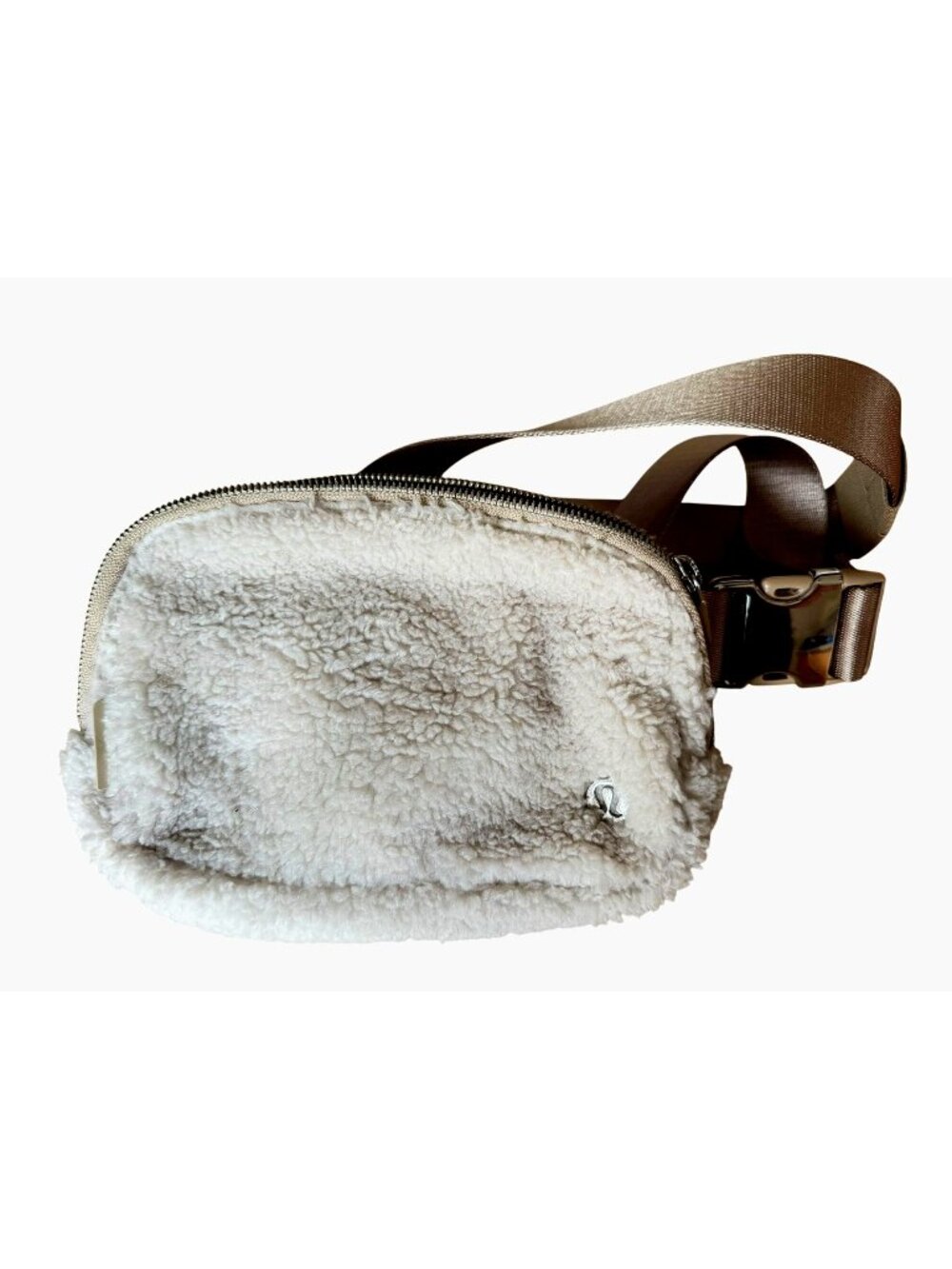Lululemon Everywhere Belt Bag 1L Ivory Fleece Sherpa Crossbody Women's OS Sporty